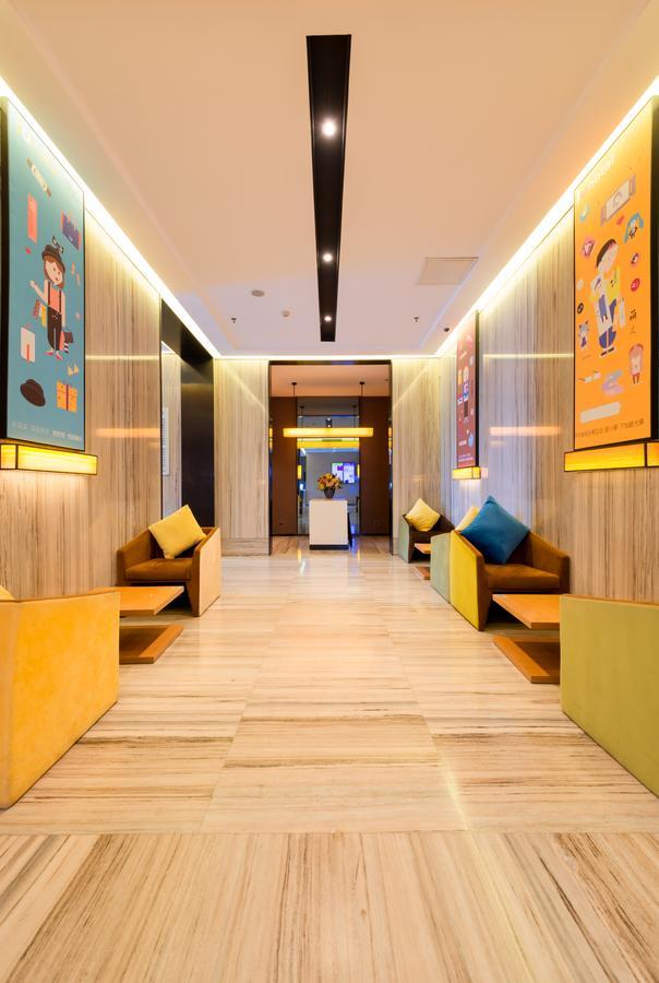 Iu Hotel Tianjin Binjiang Walking Street Exterior foto