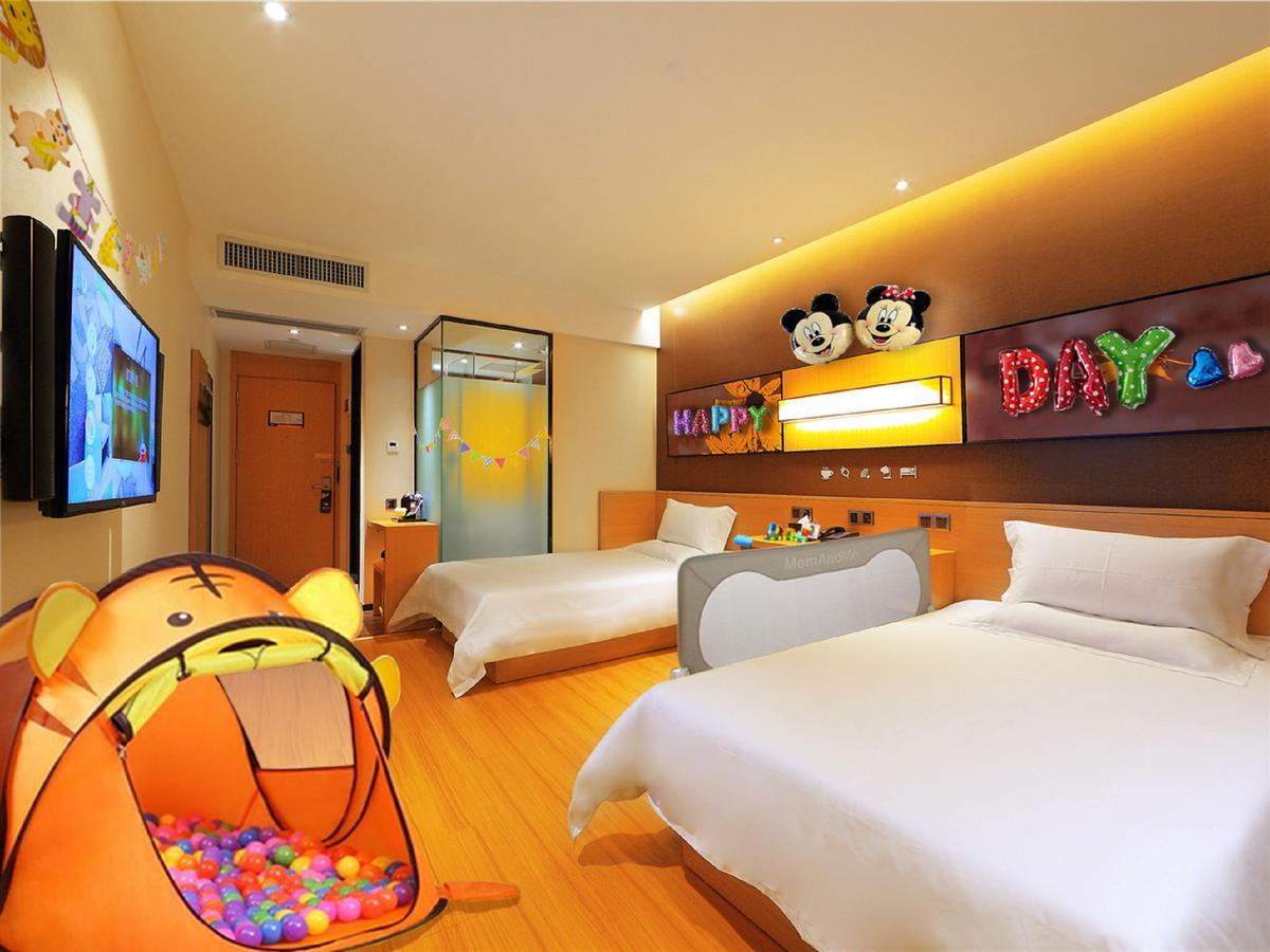 Iu Hotel Tianjin Binjiang Walking Street Exterior foto